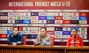 Kapolri Jenderal Listyo Sigit Prabowo menyatakan siap bersinergi dengan Ketua Umum PSSI Erick Thohir yang baru terpilih dalam menyelenggarakan sepak bola yang jauh lebih baik dan Fair Play. (Foto: Istimewa)